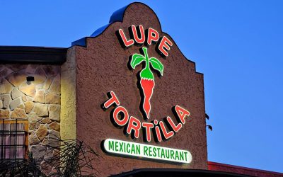 First-Time Business Owner In Dallas? Here’s What You Need To Know About Hiring A Commercial Sign Shop