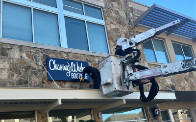 When To Repair Vs. Replace A Damaged Sign