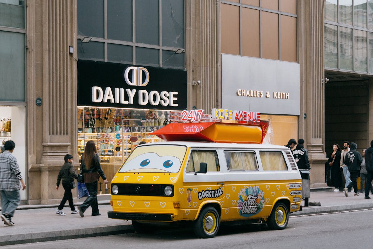 Vehicle Graphics & Mobile Advertising